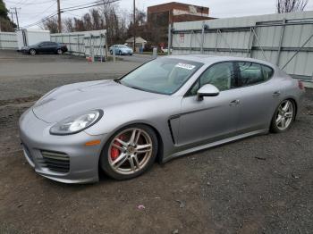  Salvage Porsche Panamera