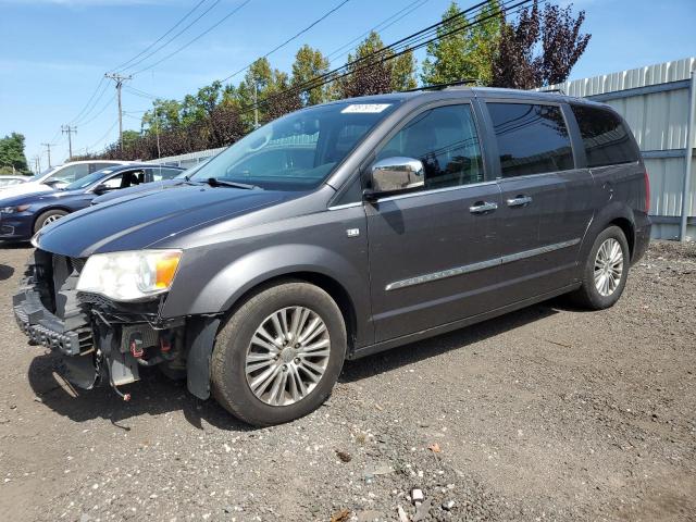  Salvage Chrysler Minivan