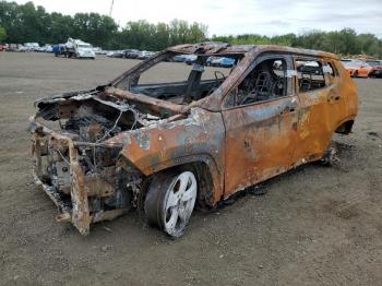  Salvage Jeep Compass