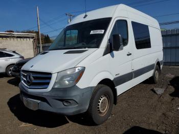  Salvage Mercedes-Benz Sprinter