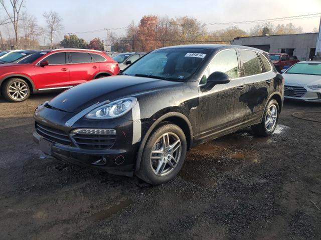  Salvage Porsche Cayenne