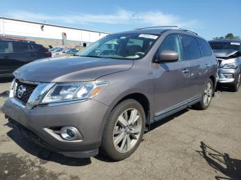  Salvage Nissan Pathfinder