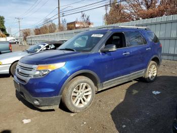  Salvage Ford Explorer