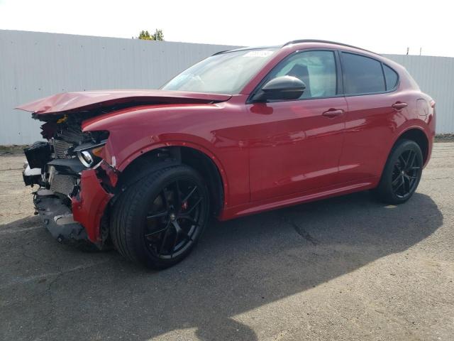  Salvage Alfa Romeo Stelvio