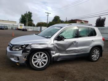  Salvage Volkswagen Tiguan