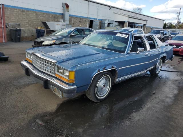  Salvage Ford Crown Vic