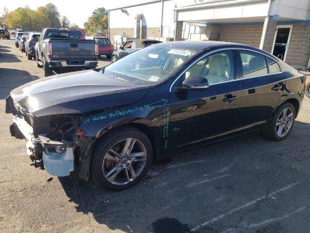  Salvage Volvo S60