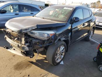  Salvage Hyundai TUCSON