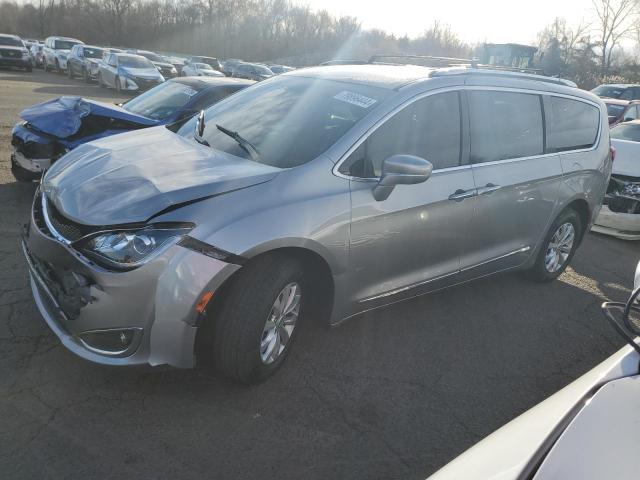  Salvage Chrysler Pacifica