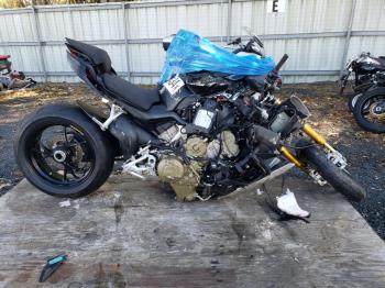  Salvage Ducati Streetfigh