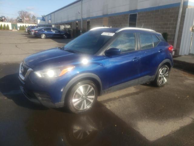  Salvage Nissan Kicks