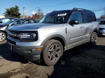  Salvage Ford Bronco