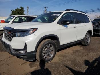  Salvage Honda Passport