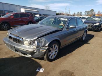  Salvage Jaguar Xj8