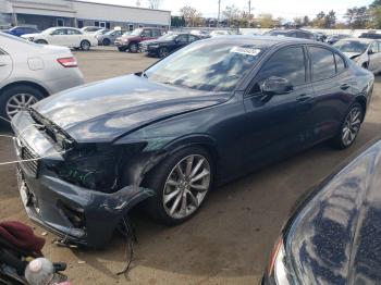  Salvage Volvo S60