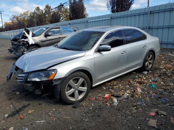  Salvage Volkswagen Passat