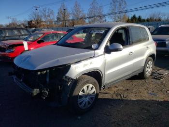  Salvage Volkswagen Tiguan