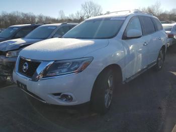  Salvage Nissan Pathfinder