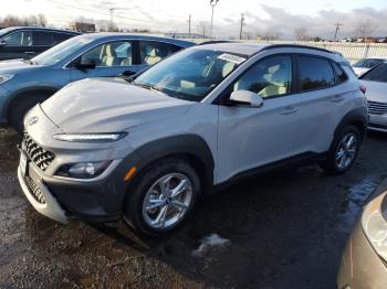  Salvage Hyundai KONA