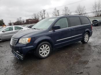  Salvage Chrysler Minivan