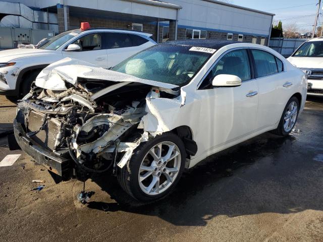  Salvage Nissan Maxima