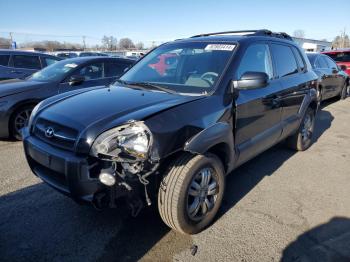  Salvage Hyundai TUCSON