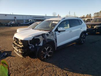  Salvage Volkswagen Taos