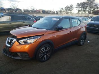  Salvage Nissan Kicks