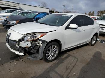  Salvage Mazda 3