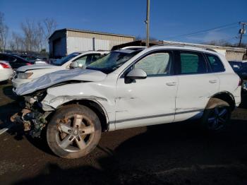  Salvage Volkswagen Touareg