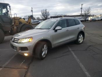  Salvage Volkswagen Touareg