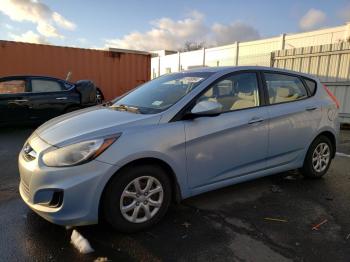  Salvage Hyundai ACCENT