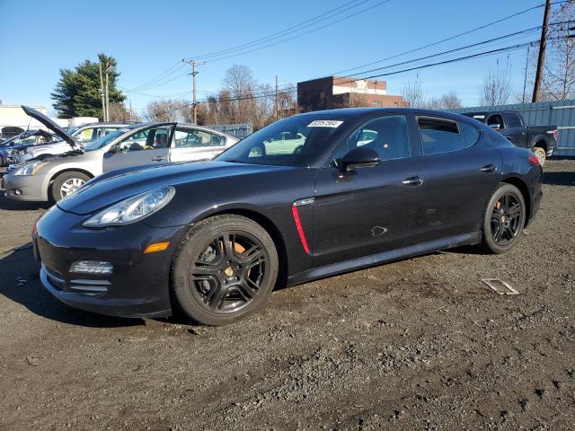  Salvage Porsche Panamera