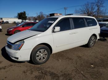  Salvage Kia Sedona