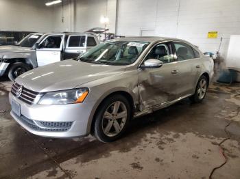  Salvage Volkswagen Passat