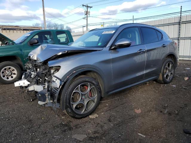  Salvage Alfa Romeo Stelvio