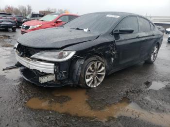  Salvage Chrysler 200