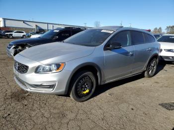  Salvage Volvo V60