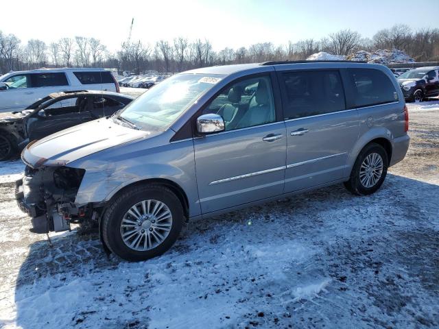  Salvage Chrysler Minivan