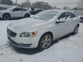  Salvage Volvo S60