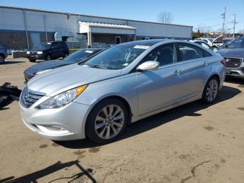  Salvage Hyundai SONATA