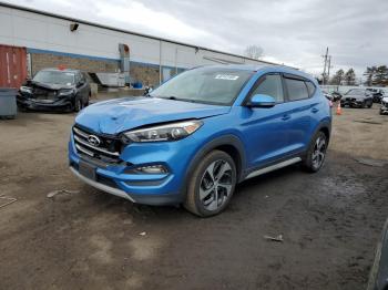  Salvage Hyundai TUCSON