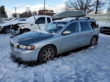  Salvage Volvo V70