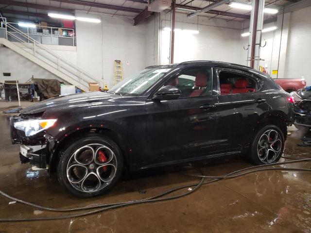  Salvage Alfa Romeo Stelvio