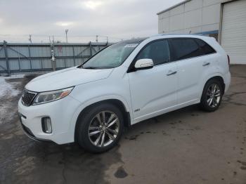  Salvage Kia Sorento