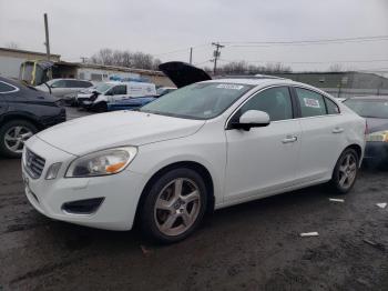  Salvage Volvo S60