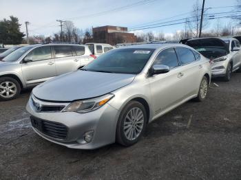  Salvage Toyota Avalon