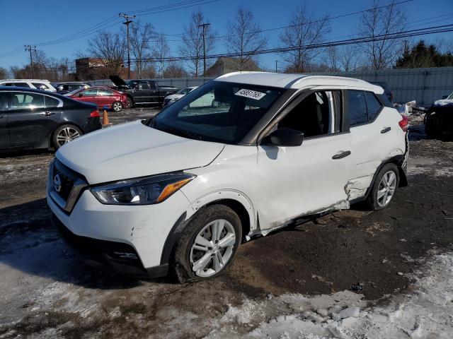  Salvage Nissan Kicks