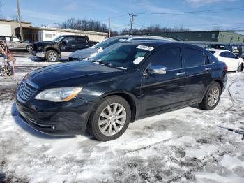  Salvage Chrysler 200