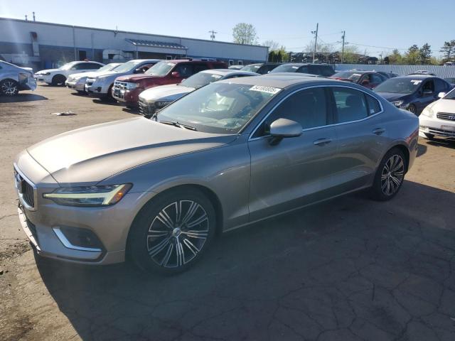  Salvage Volvo S60